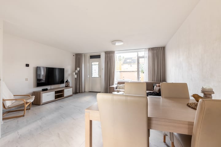 Foto 8 van Vogelkers 14