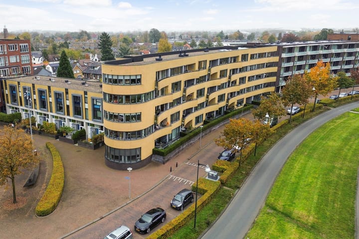 Foto 1 van Burgemeester Jhr. Quarles van Uffordlaan 147