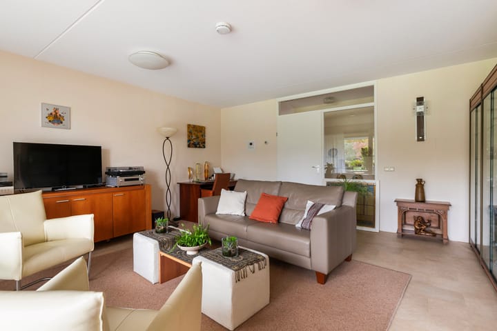 Foto 4 van Burgemeester Jhr. Quarles van Uffordlaan 147