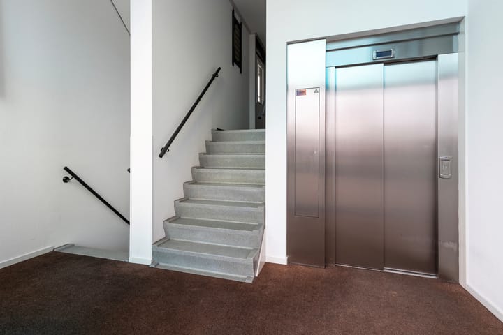 Foto 21 van Burgemeester Jhr. Quarles van Uffordlaan 147