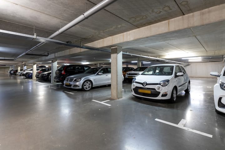 Foto 22 van Burgemeester Jhr. Quarles van Uffordlaan 147