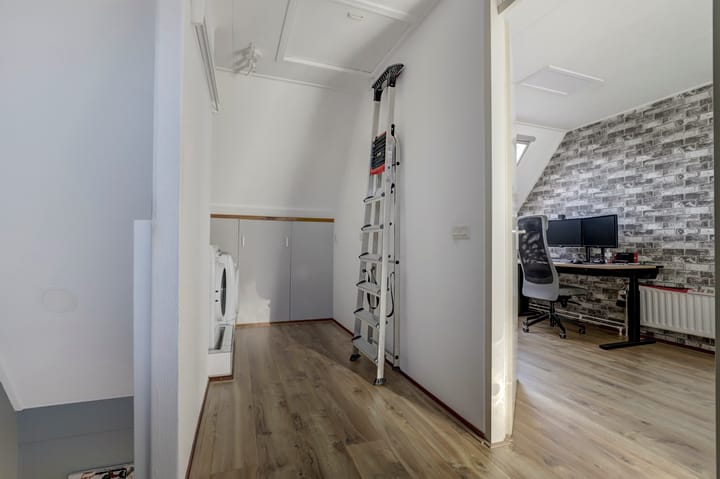 Foto 25 van Refter 9