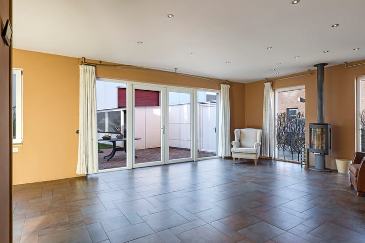 Foto 11 van Fahrenheitstraat 24