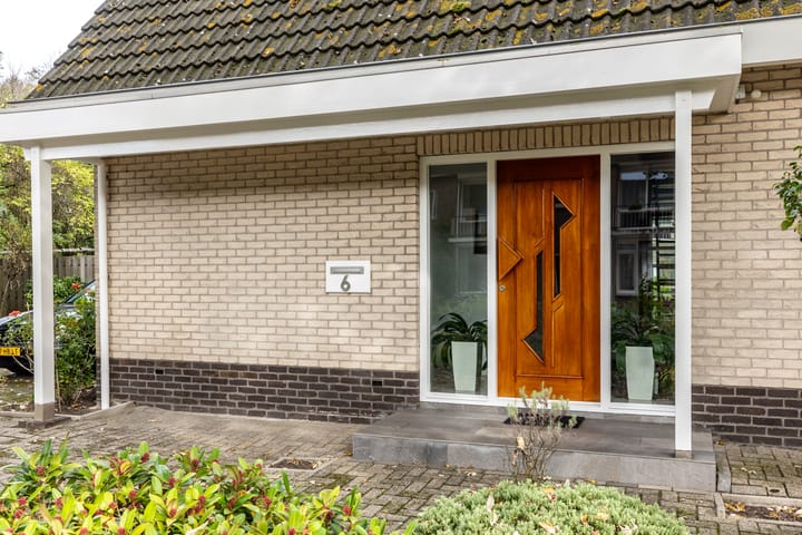 Foto 6 van Alexander Verhuellstraat 6