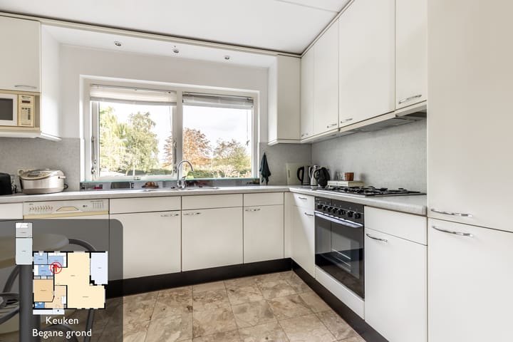 Foto 18 van Alexander Verhuellstraat 6