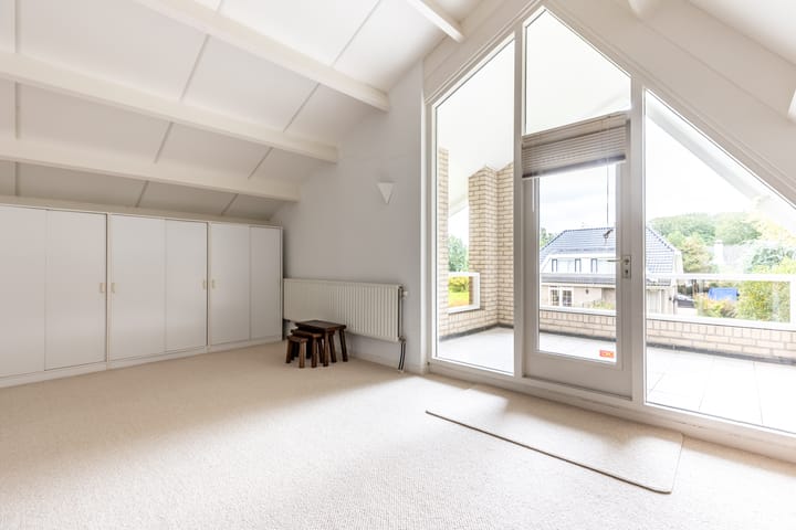 Foto 28 van Alexander Verhuellstraat 6