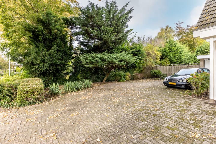 Foto 43 van Alexander Verhuellstraat 6