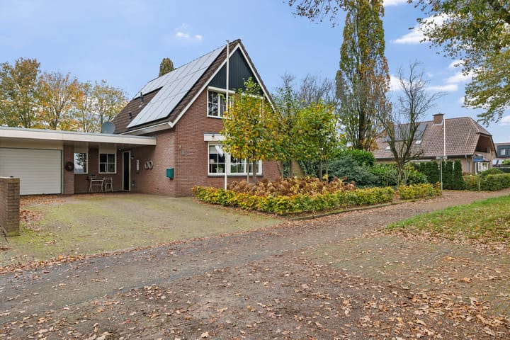 Foto 1 van Hooiland 26