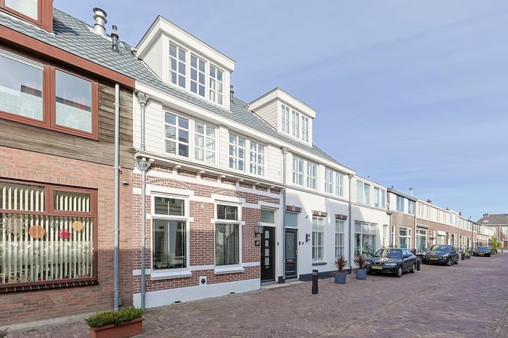 View photo 3 of Prinsenlaan 30