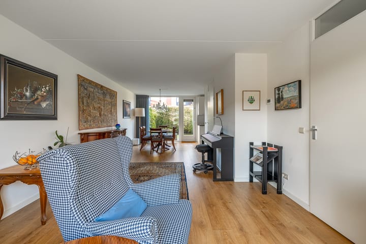 Foto 11 van Adriaen van de Vennestraat 24