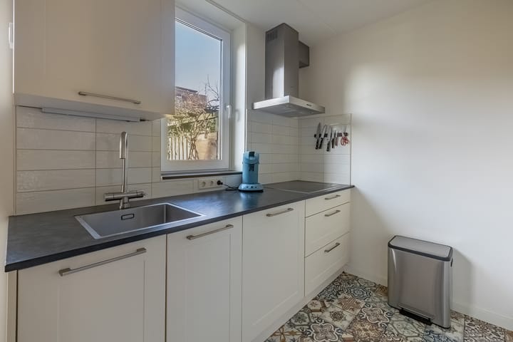 Foto 16 van Adriaen van de Vennestraat 24