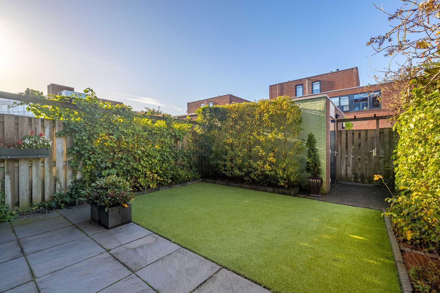 Foto 19 van Adriaen van de Vennestraat 24