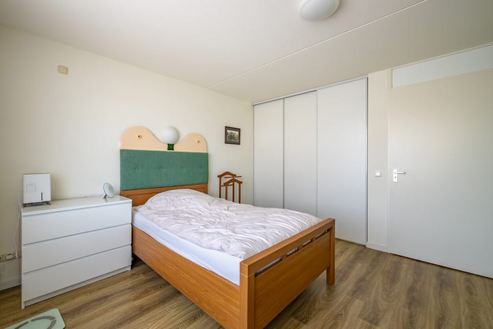 Foto 27 van Adriaen van de Vennestraat 24