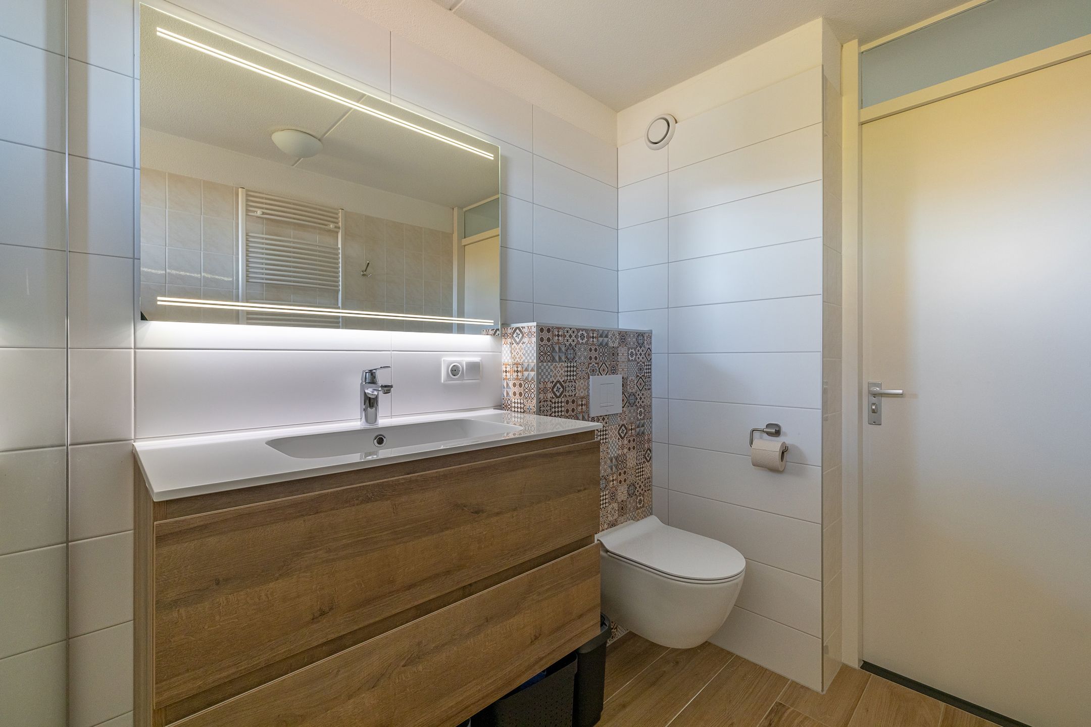 Foto 36 van Adriaen van de Vennestraat 24