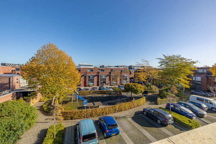 Foto 45 van Adriaen van de Vennestraat 24