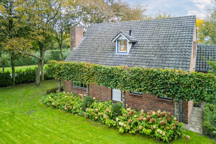 Foto 11 van Spoorstraat 12