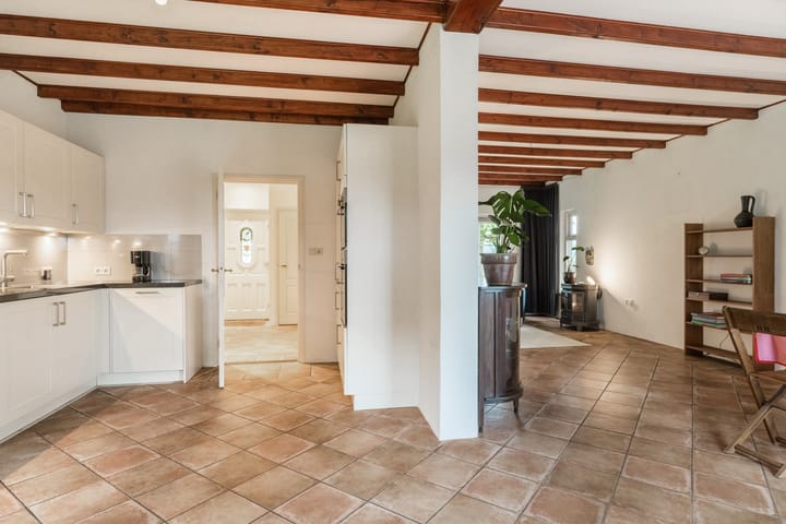 Foto 22 van Spoorstraat 12