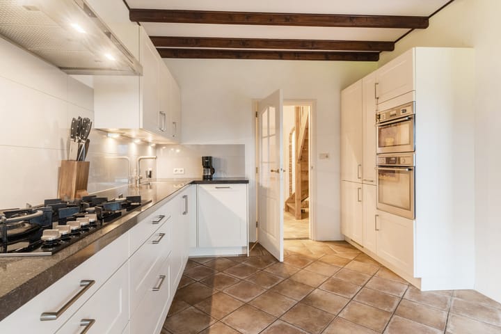 Foto 23 van Spoorstraat 12