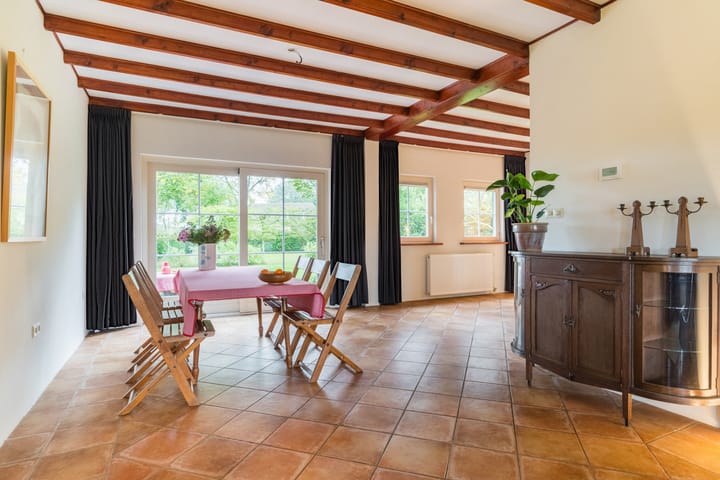 Foto 26 van Spoorstraat 12