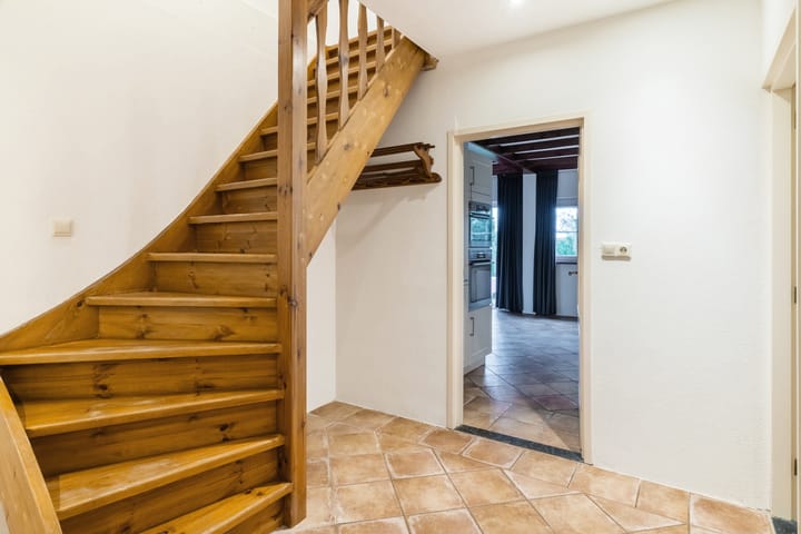 Foto 40 van Spoorstraat 12