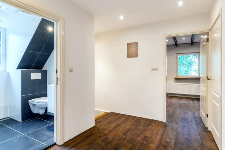 Foto 42 van Spoorstraat 12