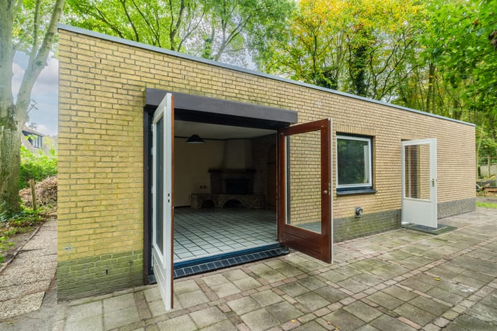 Foto 67 van Spoorstraat 12