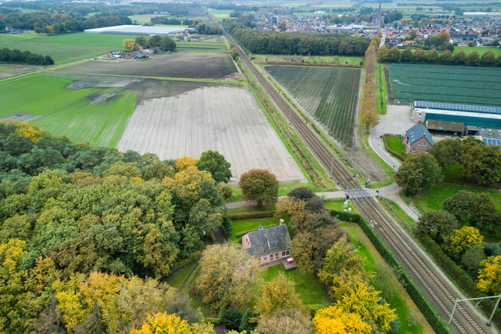 Foto 84 van Spoorstraat 12