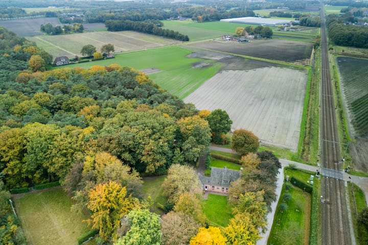 Foto 85 van Spoorstraat 12