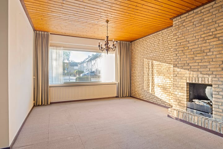 Foto 2 van Van den Houtstraat 26