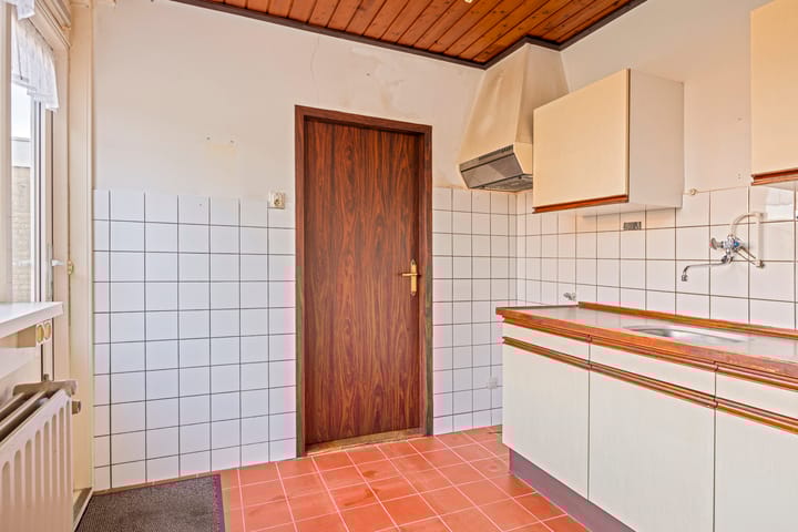 Foto 12 van Van den Houtstraat 26