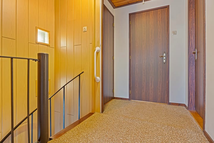 Foto 15 van Van den Houtstraat 26