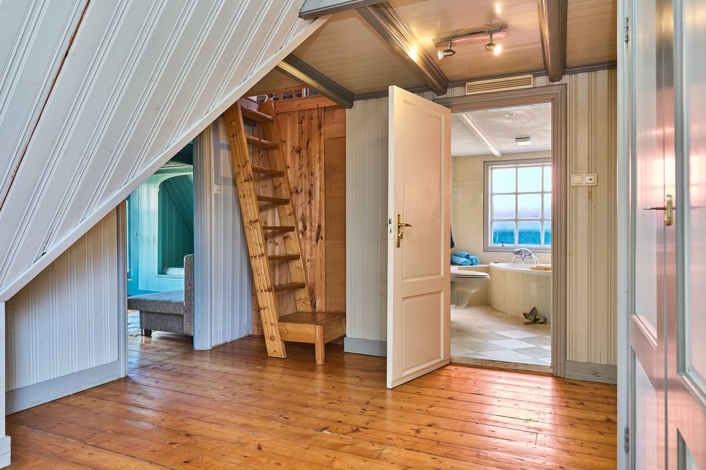 Foto 50 van Oostzijde 242