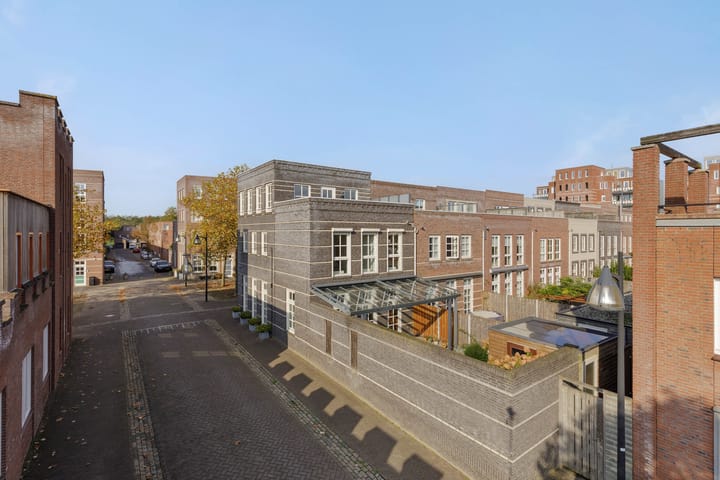 Foto 22 van Oberon 21