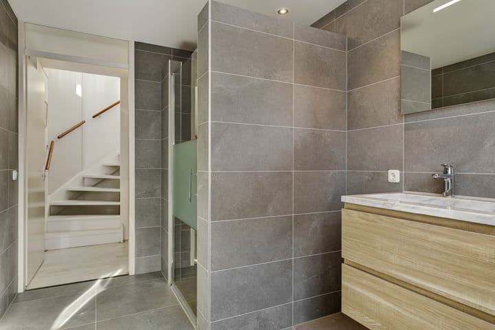 Foto 31 van Oberon 21