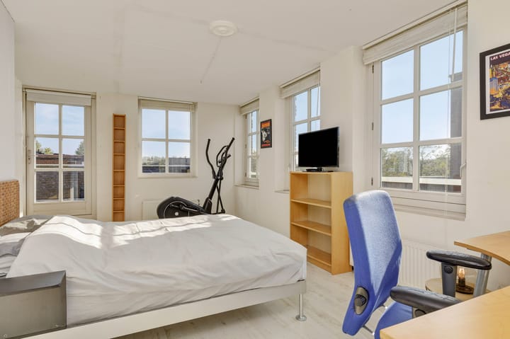 Foto 36 van Oberon 21