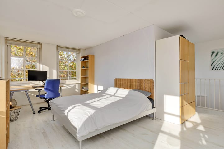 Foto 37 van Oberon 21