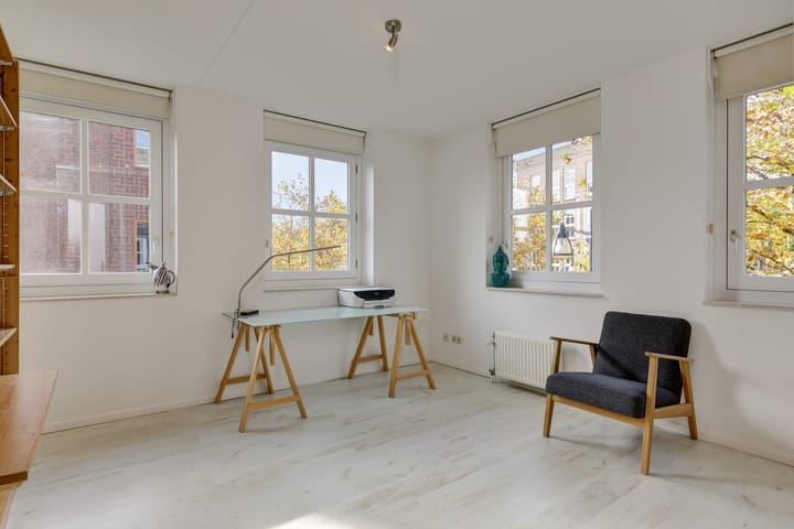 Foto 40 van Oberon 21