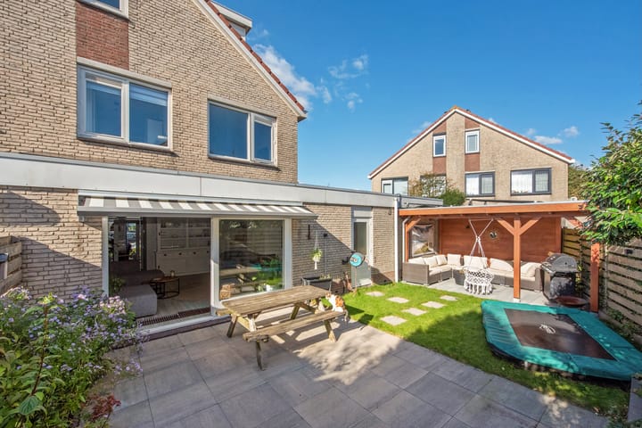 Photo 16 of Parelduiker 9