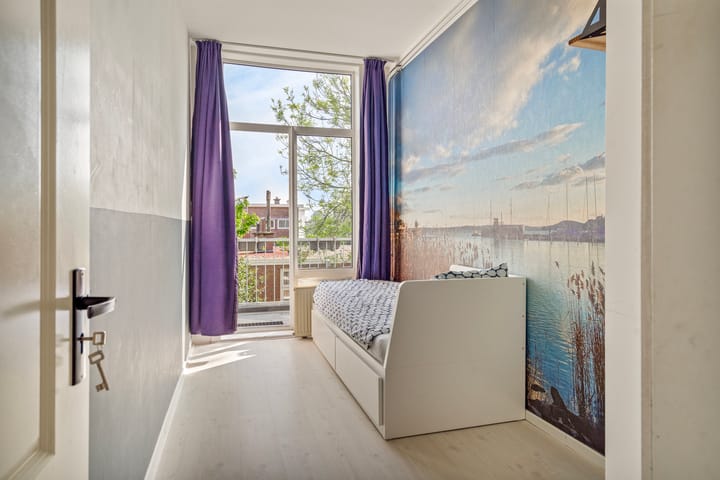 Foto 18 van Johannes Camphuijsstraat 282