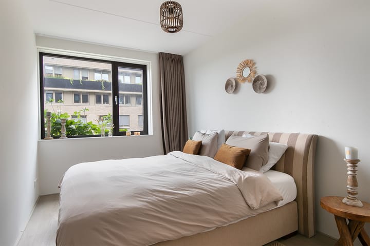 Foto 20 van Madridstraat 37