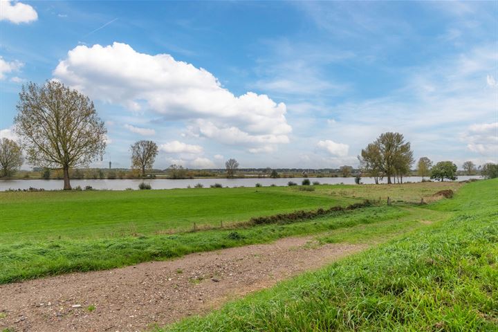 Bekijk foto 3 van Maasdijk 22