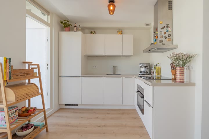 Foto 16 van Joan Melchior Kemperstraat 82-2