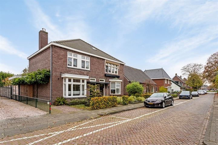 Bekijk foto 47 van Brakenstraat 38