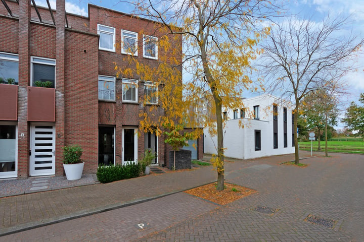 Bekijk foto 1 van Stavorenstraat 4