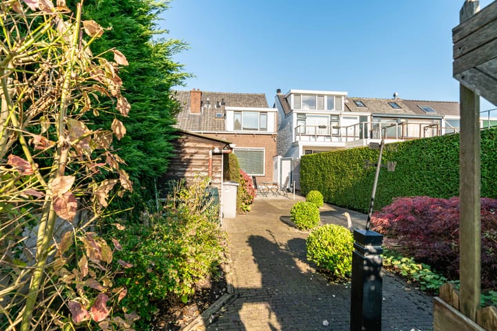 Foto 26 van Delftsestraatweg 85