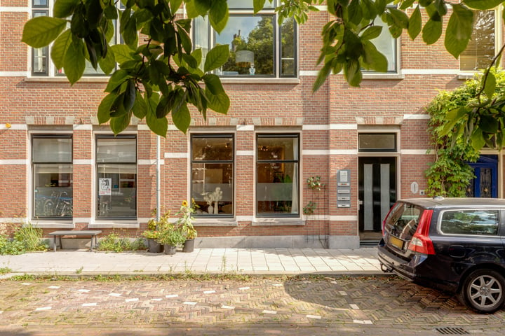 Bekijk foto 1 van Willem Barentszstraat 13