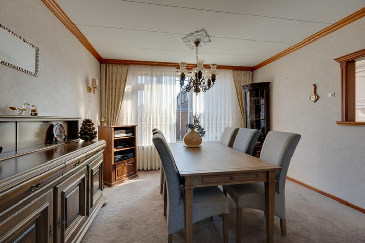 Foto 14 van Dijkvennenplein 10