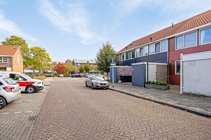 Bekijk foto 32 van Lucernehof 82