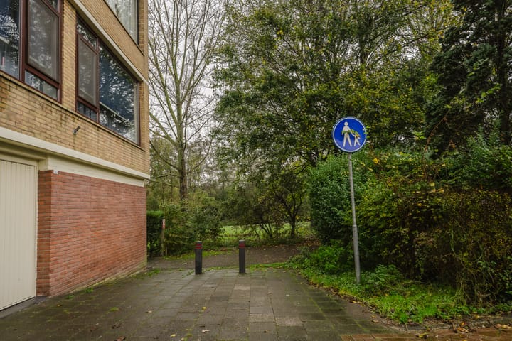 Foto 26 van Thomas à Kempisstraat 162