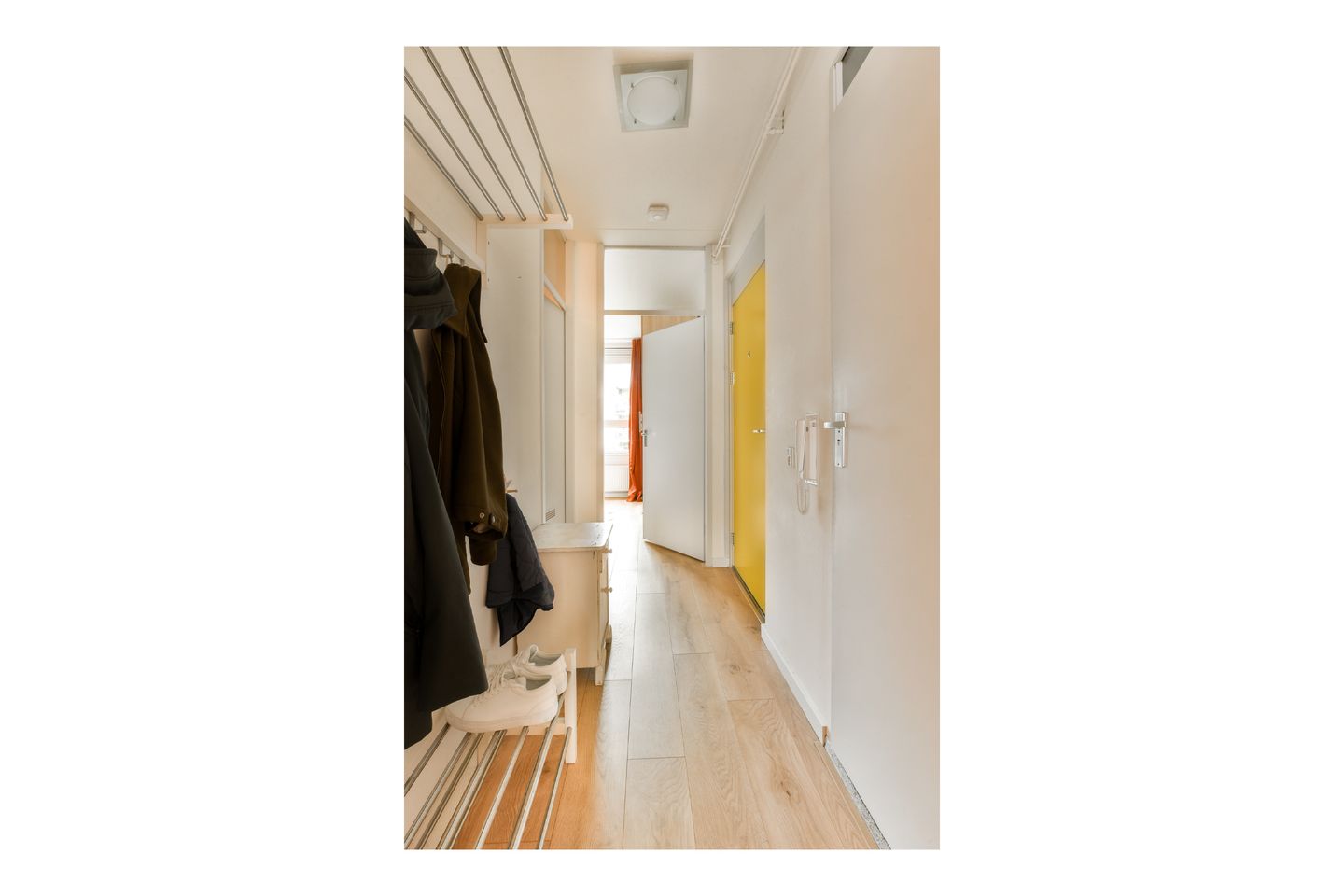 Foto 14 van Madurastraat 9-A